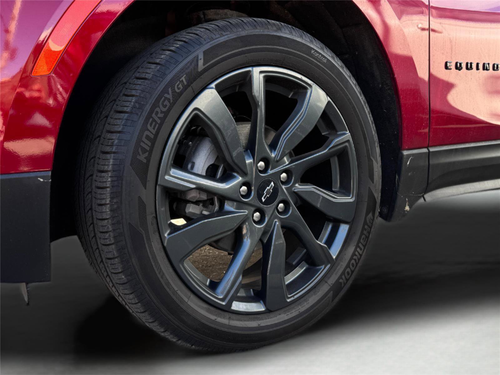 Used 2023 Chevrolet Equinox RS image 29