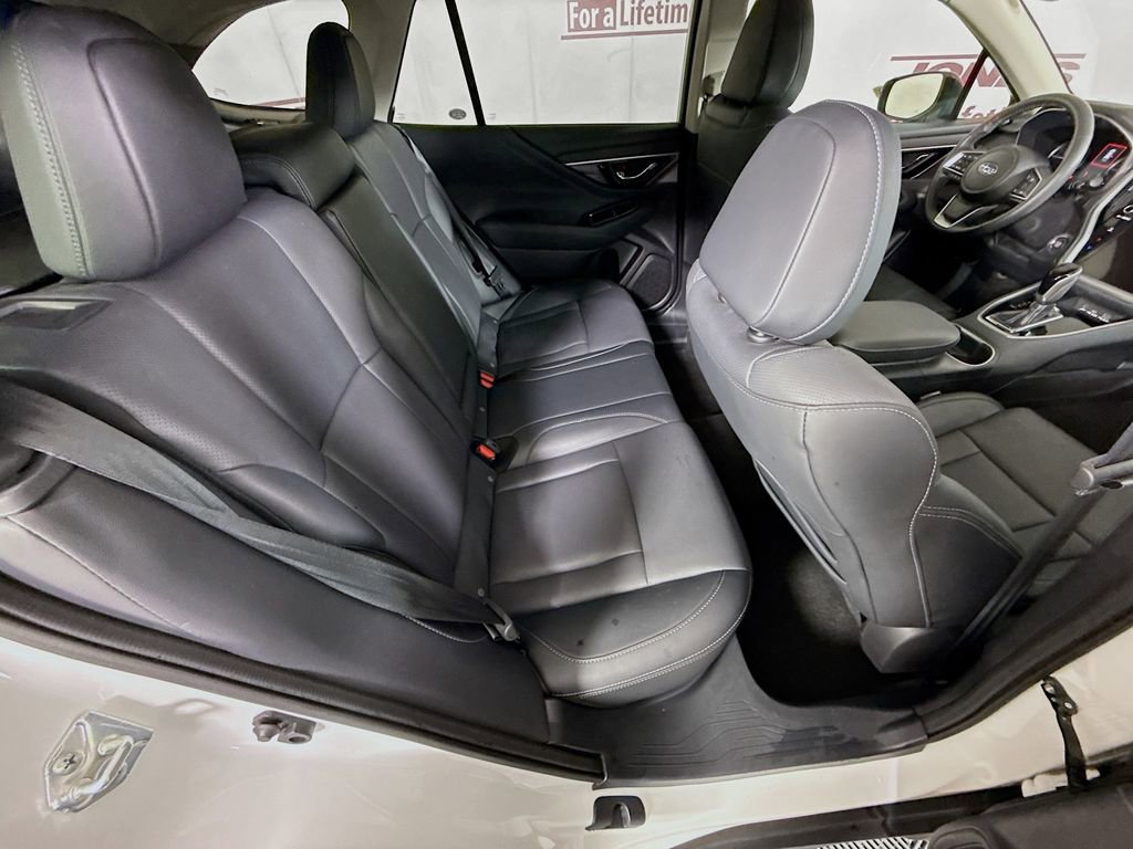 Used 2023 Subaru Outback Limited AWD/4WD image 29