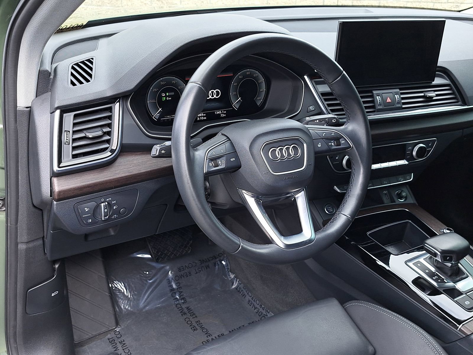 Used 2023 Audi Q5 e Premium w/ Convenience Package AWD/4WD image 16