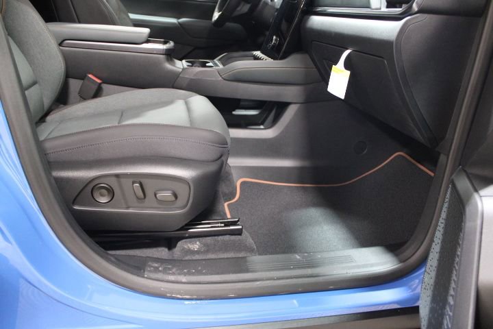 New 2026 GMC Terrain AT4 w/ Convenience Package III image 24