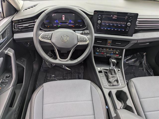 New 2026 Volkswagen Jetta SE FWD image 14