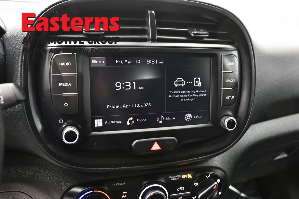 Used 2024 Kia Soul LX w/ Option Group 015 FWD image 19