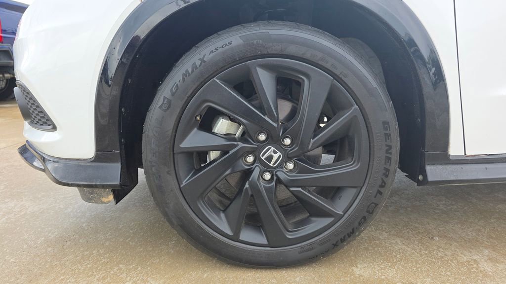 Used 2021 Honda HR-V Sport image 10