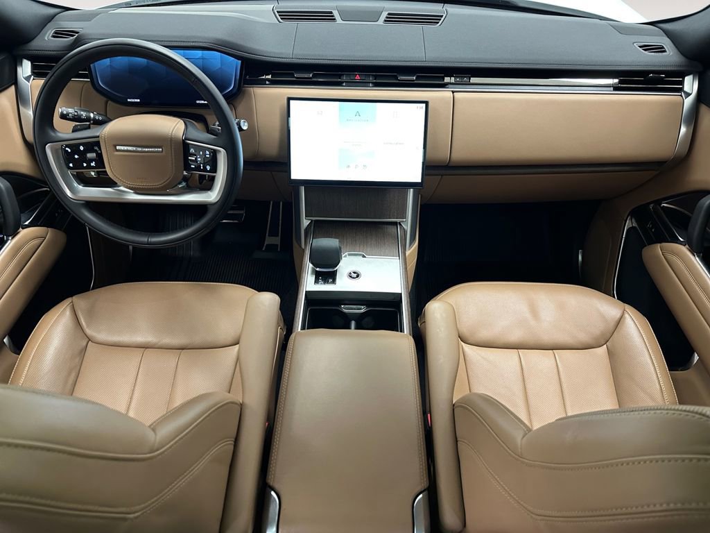 Used 2024 Land Rover Range Rover SE AWD/4WD image 10