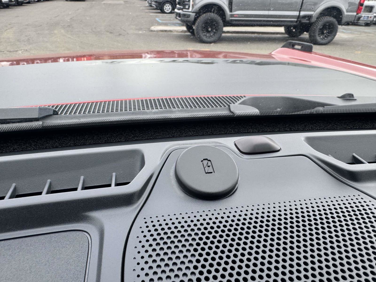 Used 2024 Ford Bronco Wildtrak image 46