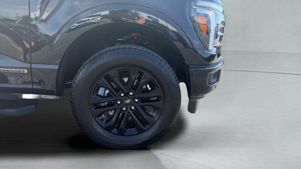 Used 2025 Ford F150 Lariat w/ Equipment Group 502A High AWD/4WD image 42
