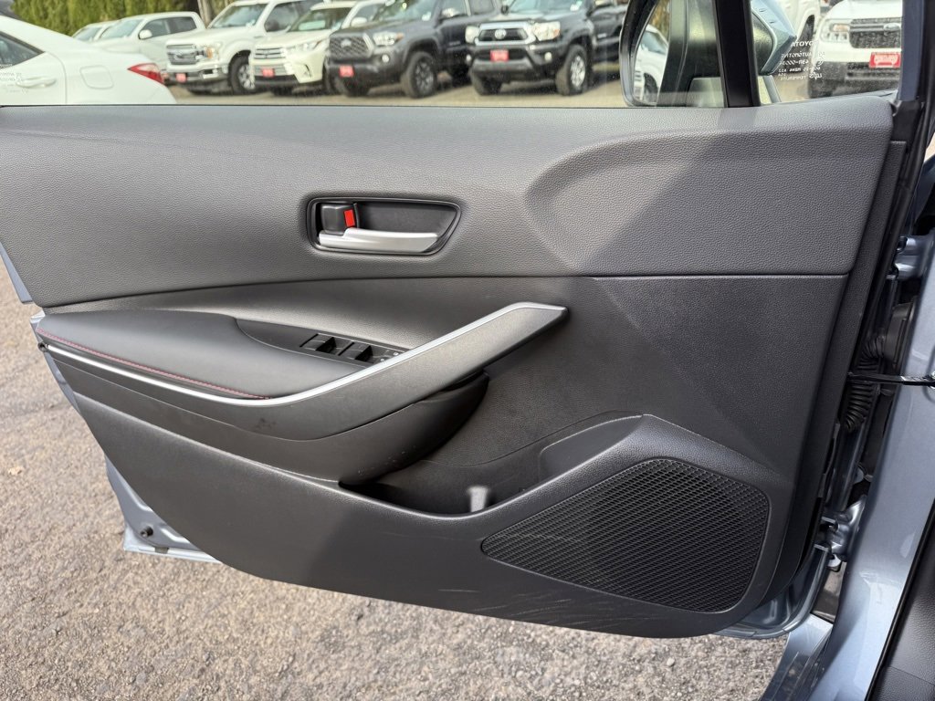 Certified 2025 Toyota Corolla SE image 31