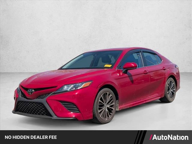 Used 2020 Toyota Camry SE FWD image 1