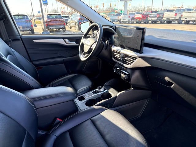 Used 2024 Ford Escape Platinum AWD/4WD image 8