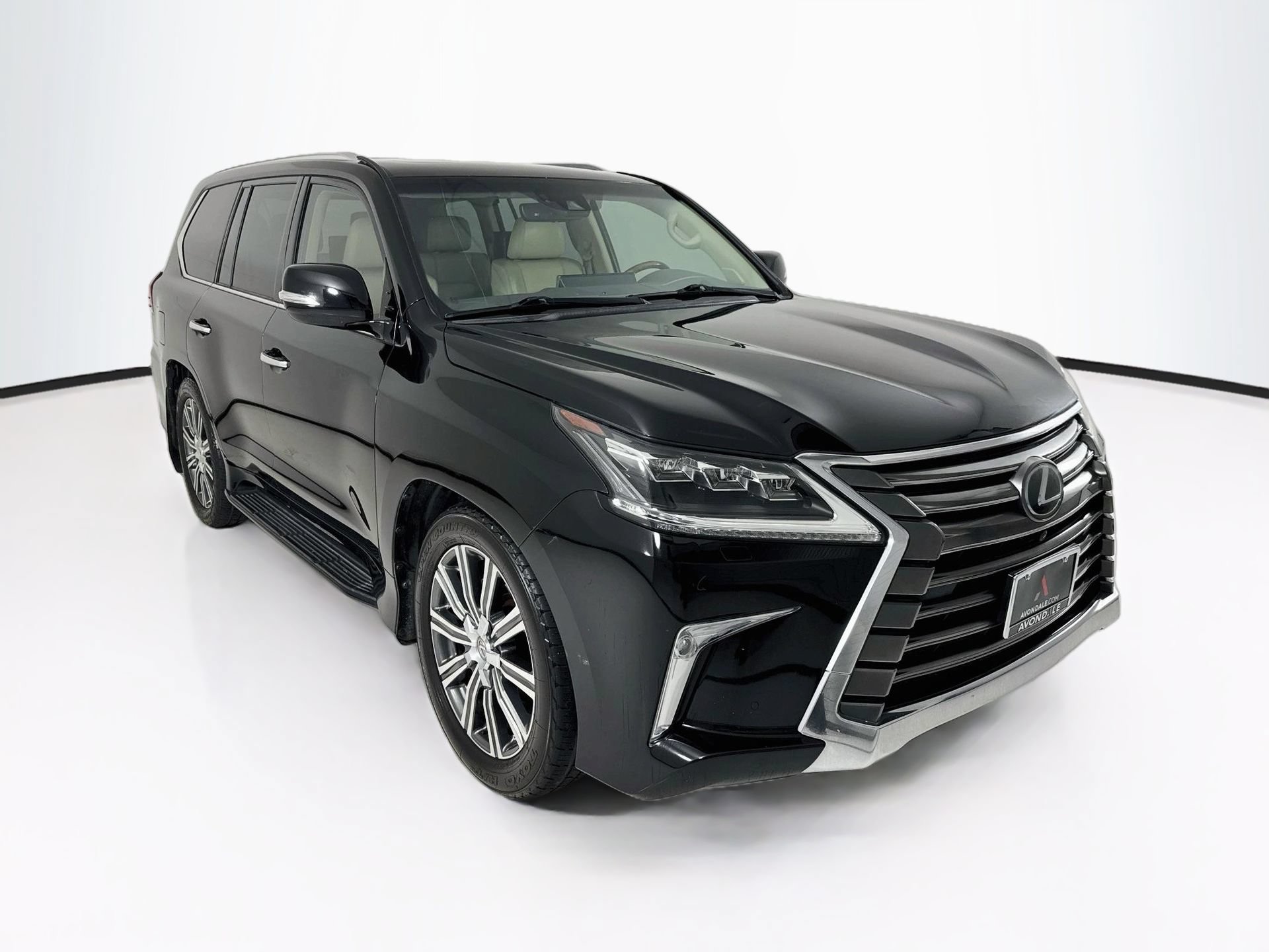 Used 2016 Lexus LX 570 4WD w/ Luxury Package image 1