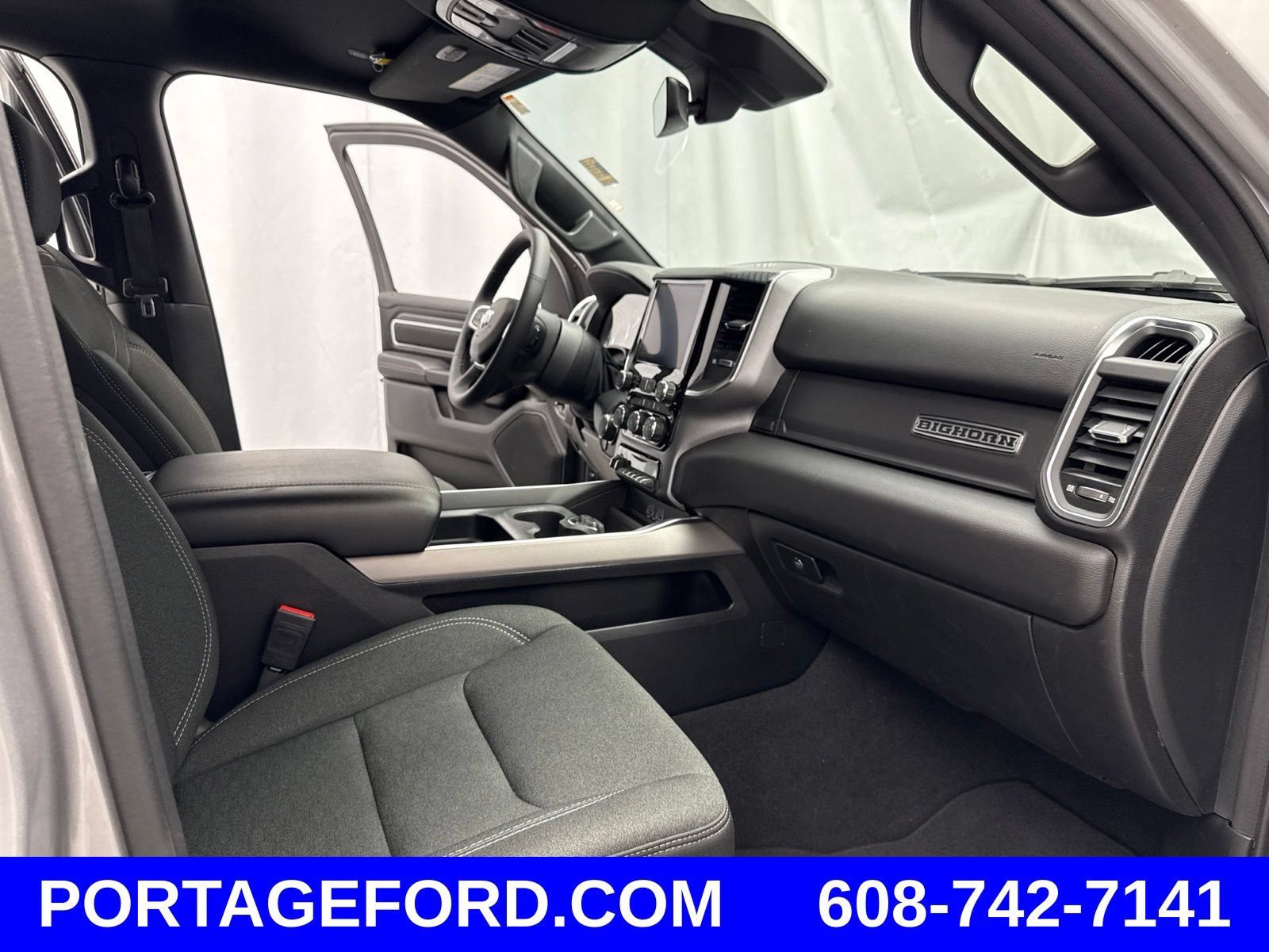 Used 2025 RAM 1500 Big Horn AWD/4WD image 32