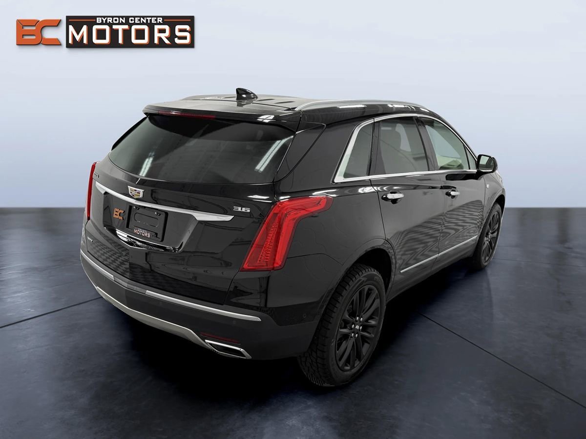 Used 2018 Cadillac XT5 Platinum w/ Driver Assist Package AWD/4WD image 6
