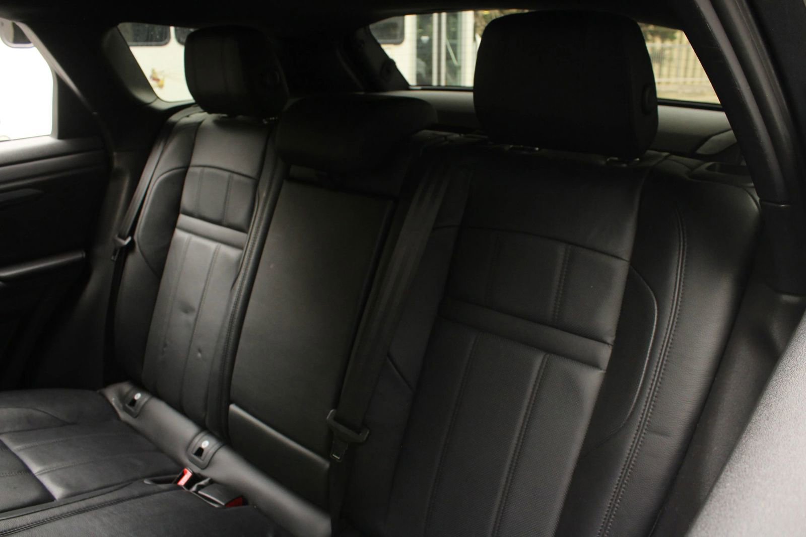 Used 2020 Land Rover Range Rover Evoque SE AWD/4WD image 18