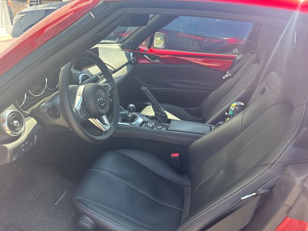 Used 2025 MAZDA MX-5 Miata RF Grand Touring w/ Weather Package image 3