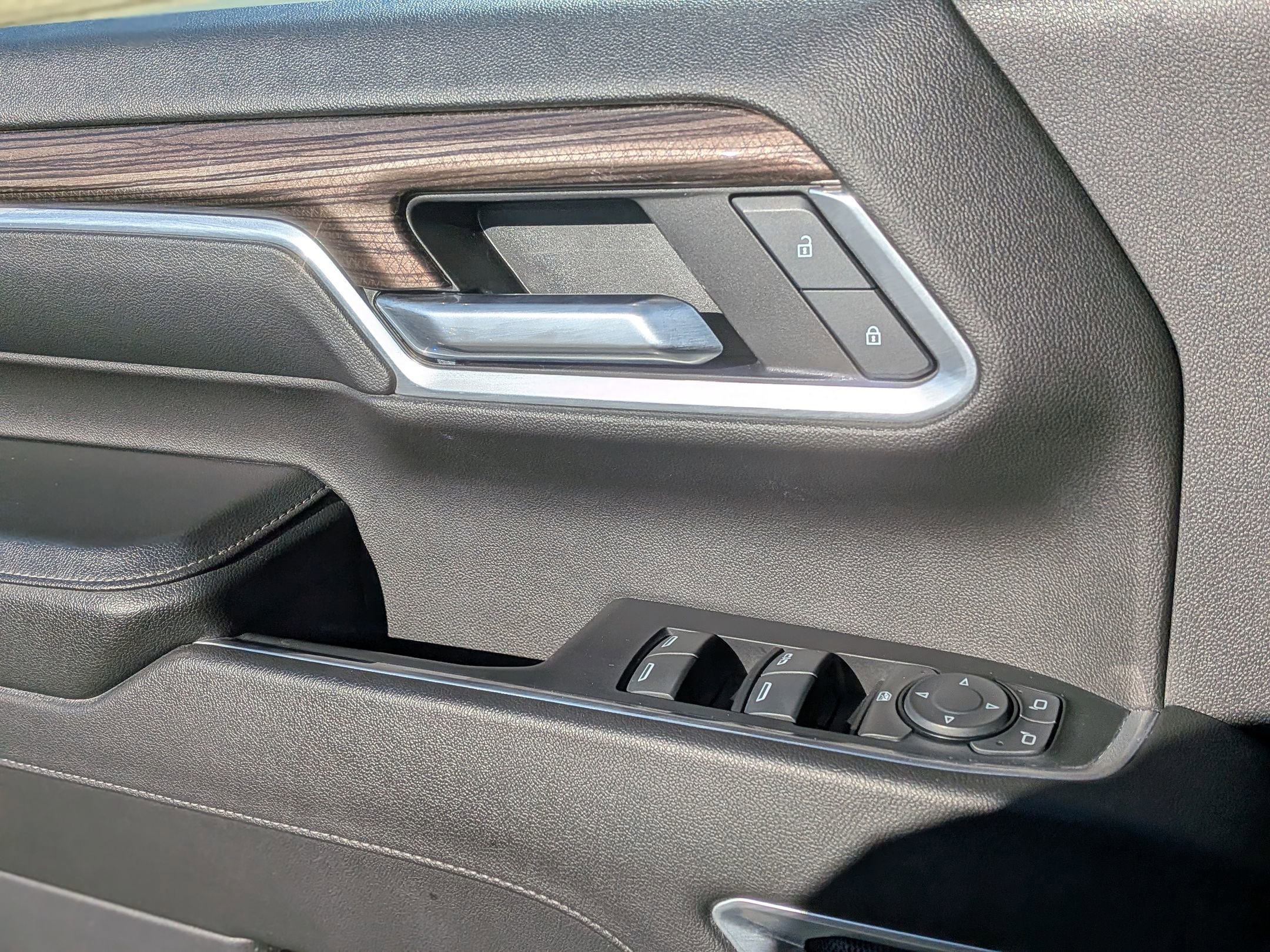 Certified 2024 Chevrolet Silverado 2500 LT image 15