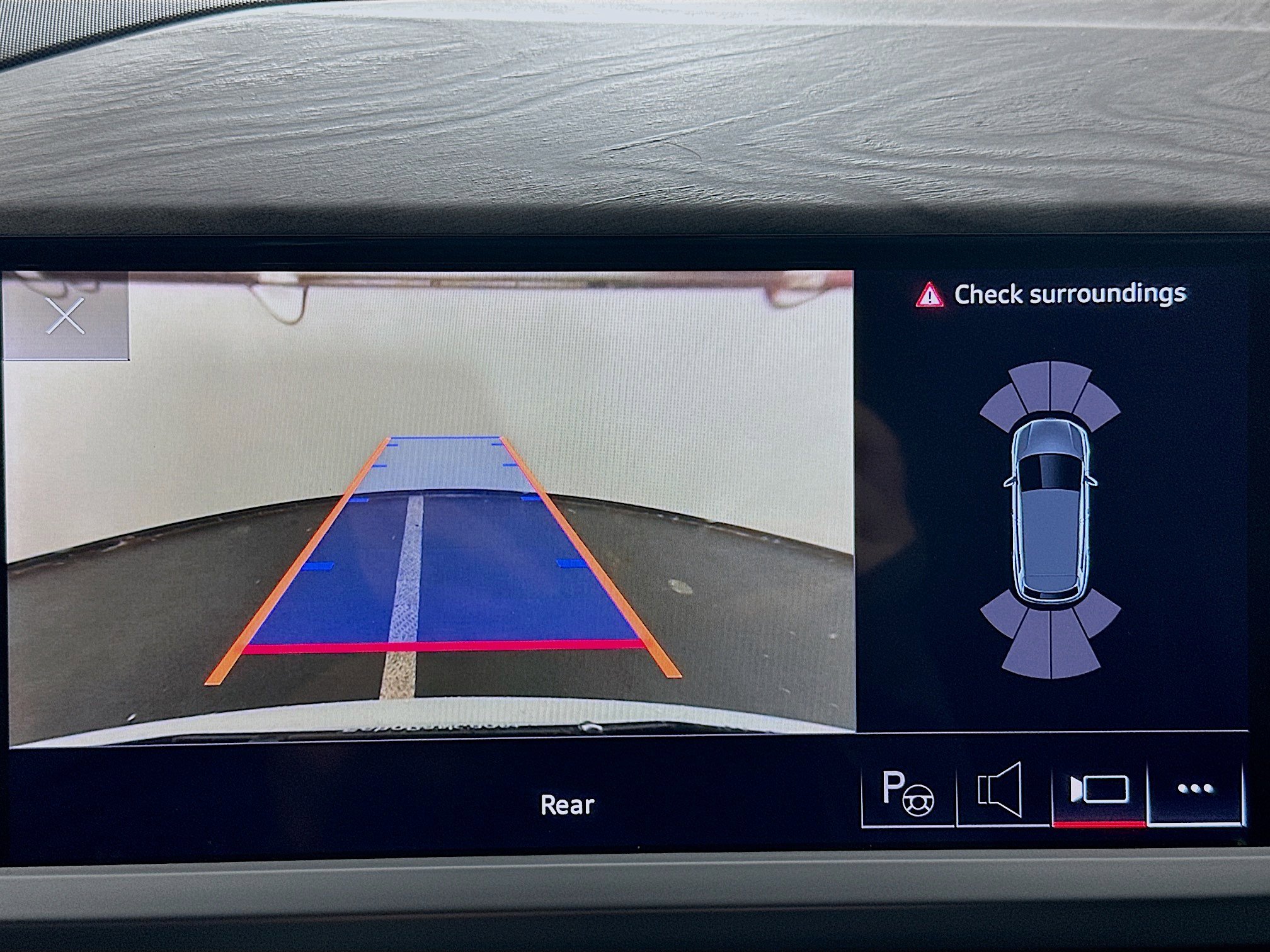 Used 2023 Audi Q4 e-tron Premium Plus w/ Premium Plus image 22