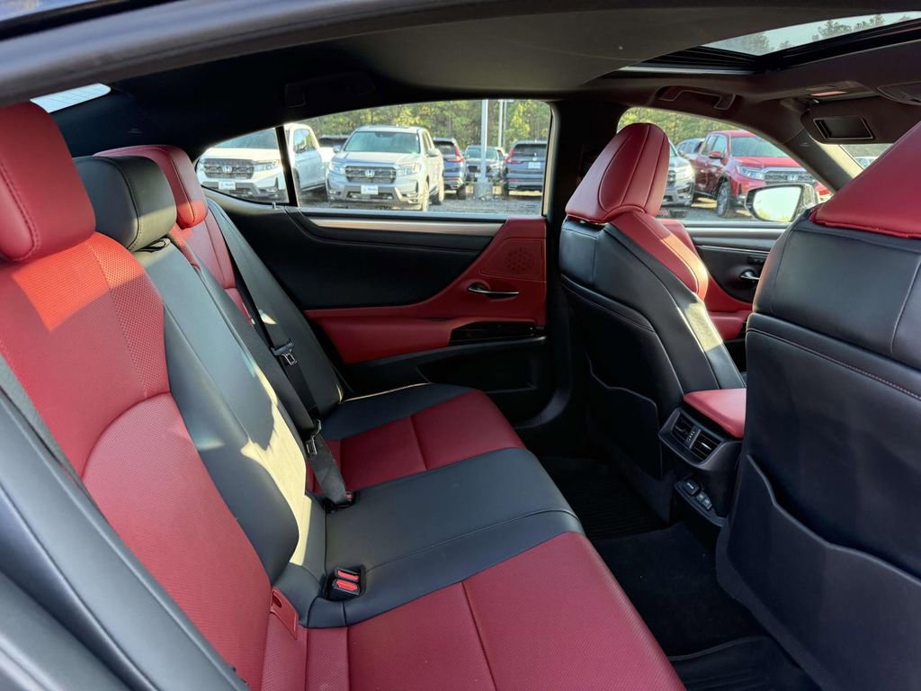 Used 2022 Lexus ES 350 F Sport image 14