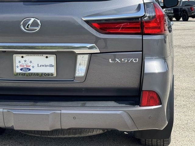Used 2017 Lexus LX 570 4WD w/ Luxury Package image 6