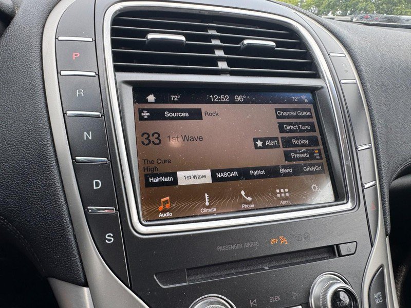 Used 2019 Lincoln Nautilus FWD image 16