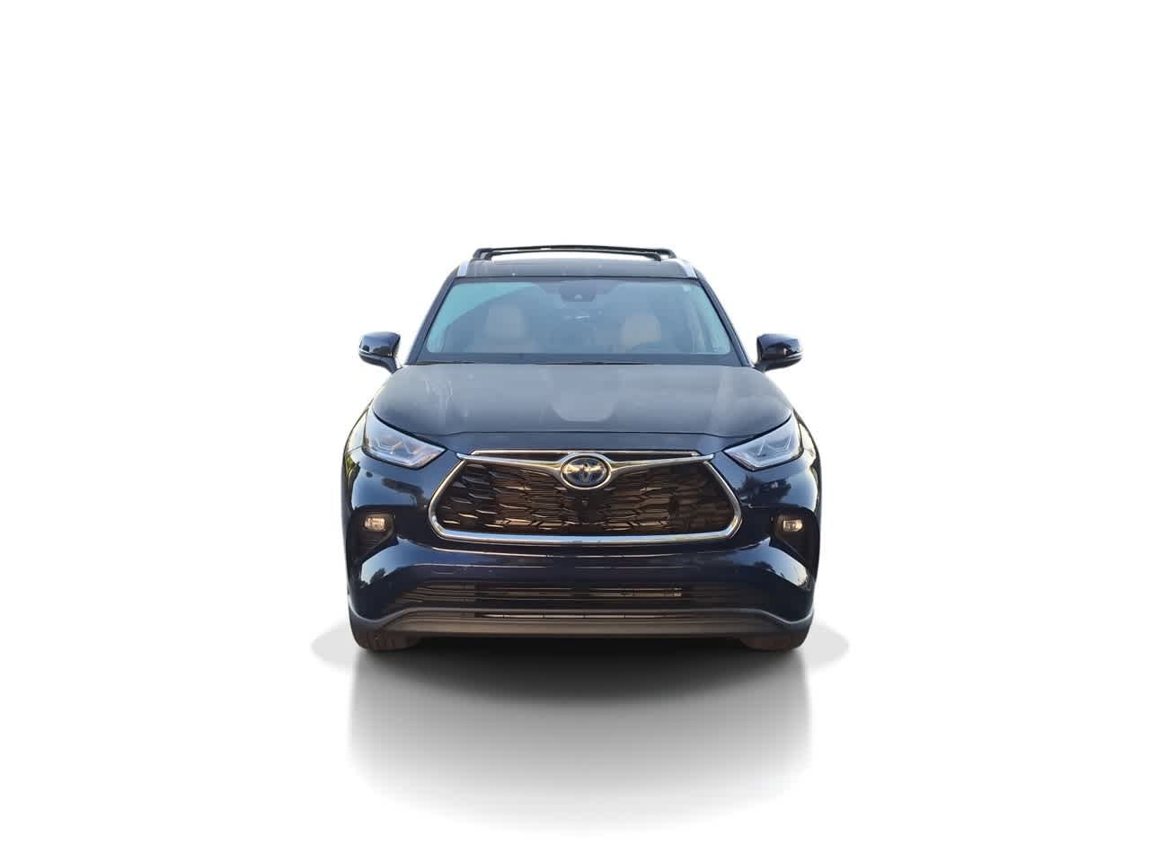 Used 2024 Toyota Highlander Limited AWD/4WD image 3