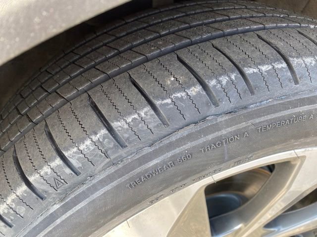 Used 2023 Ford Escape Platinum AWD/4WD image 24