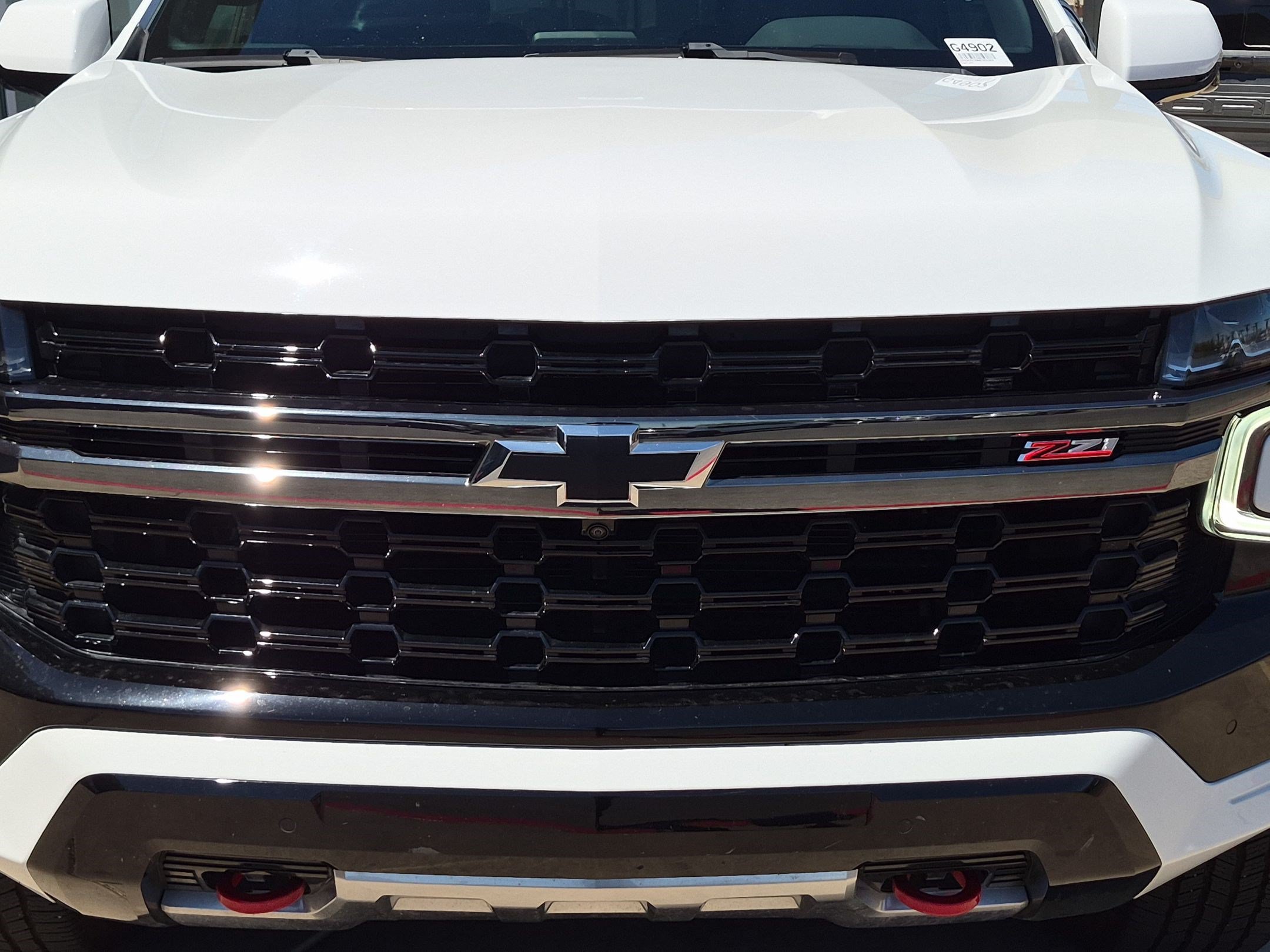 Certified 2022 Chevrolet Tahoe Z71 w/ Luxury Package AWD/4WD image 9