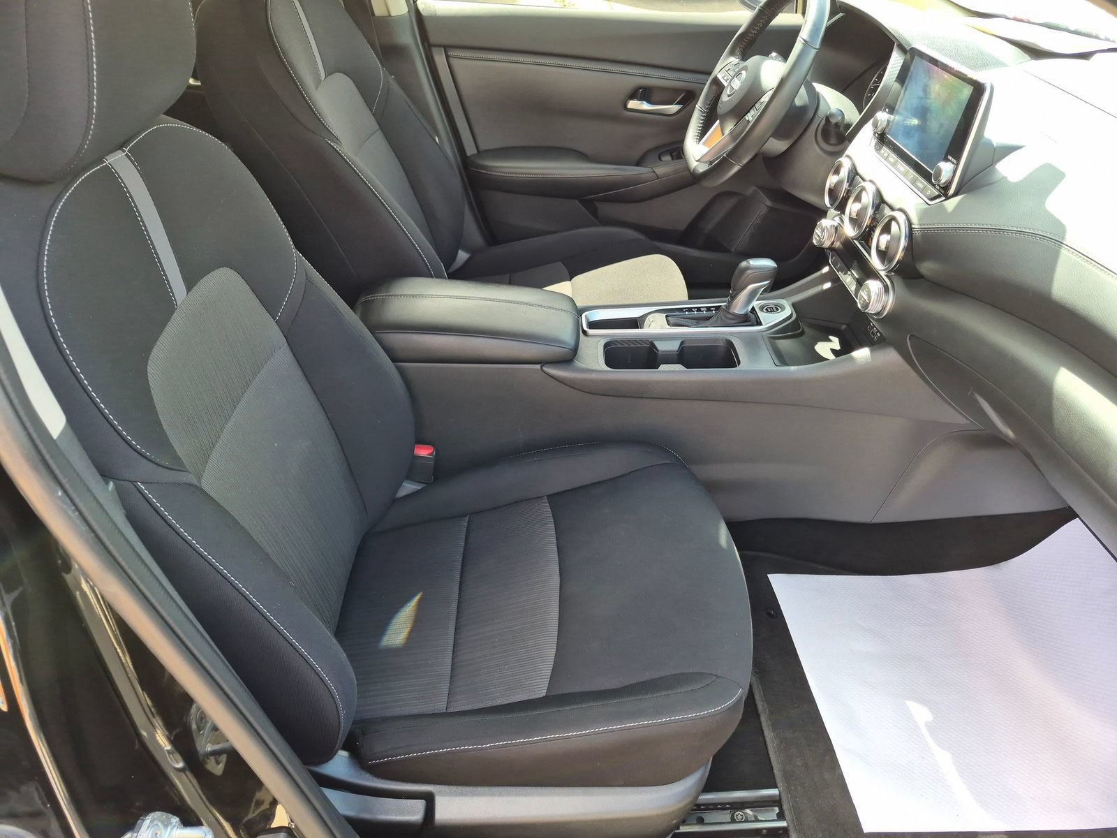 Certified 2021 Nissan Sentra SV FWD image 34