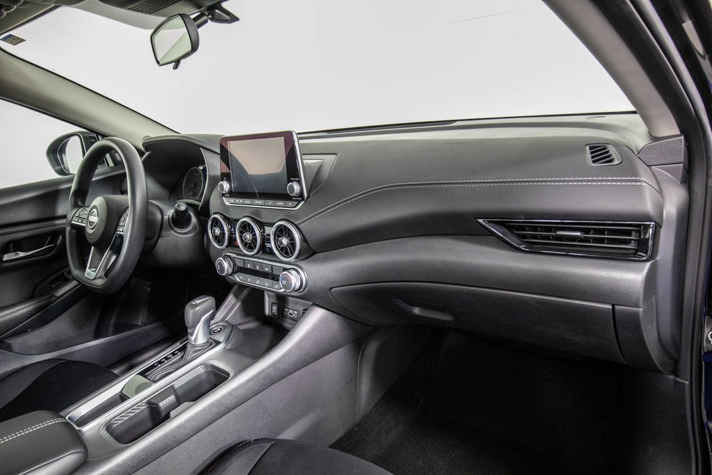 Used 2024 Nissan Sentra SV w/ Trunk Package image 18