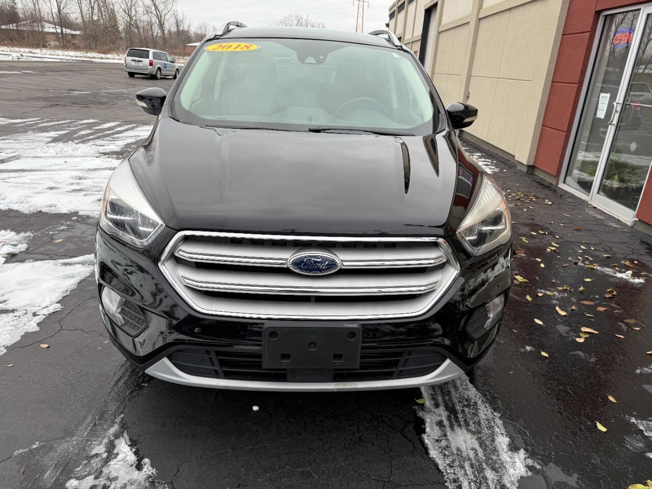 Used 2018 Ford Escape Titanium w/ Ford Safe & Smart Package image 2