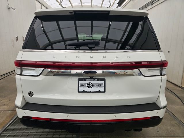 Used 2023 Lincoln Navigator L Reserve image 4