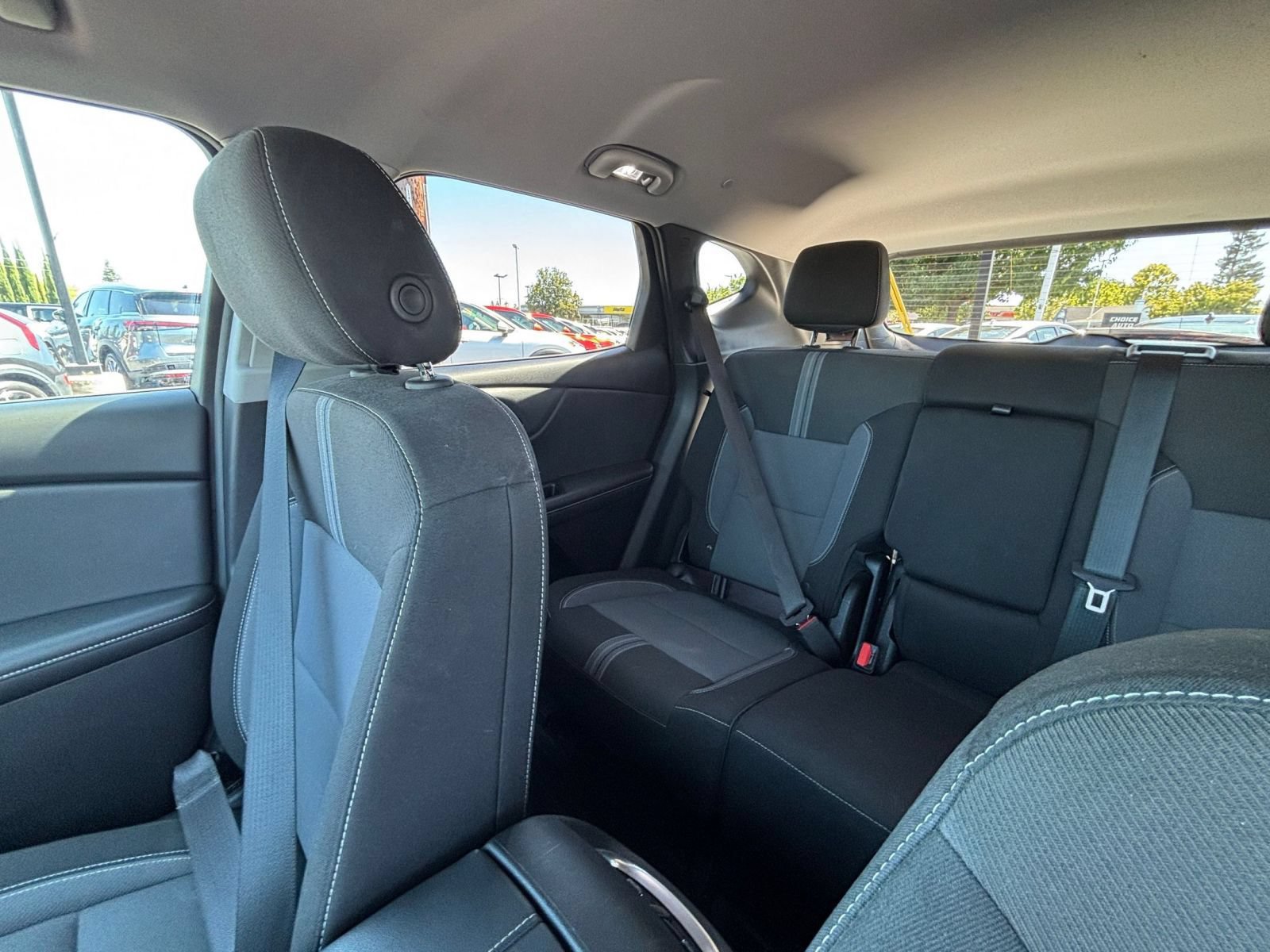 Used 2025 Chevrolet Blazer LT FWD image 41