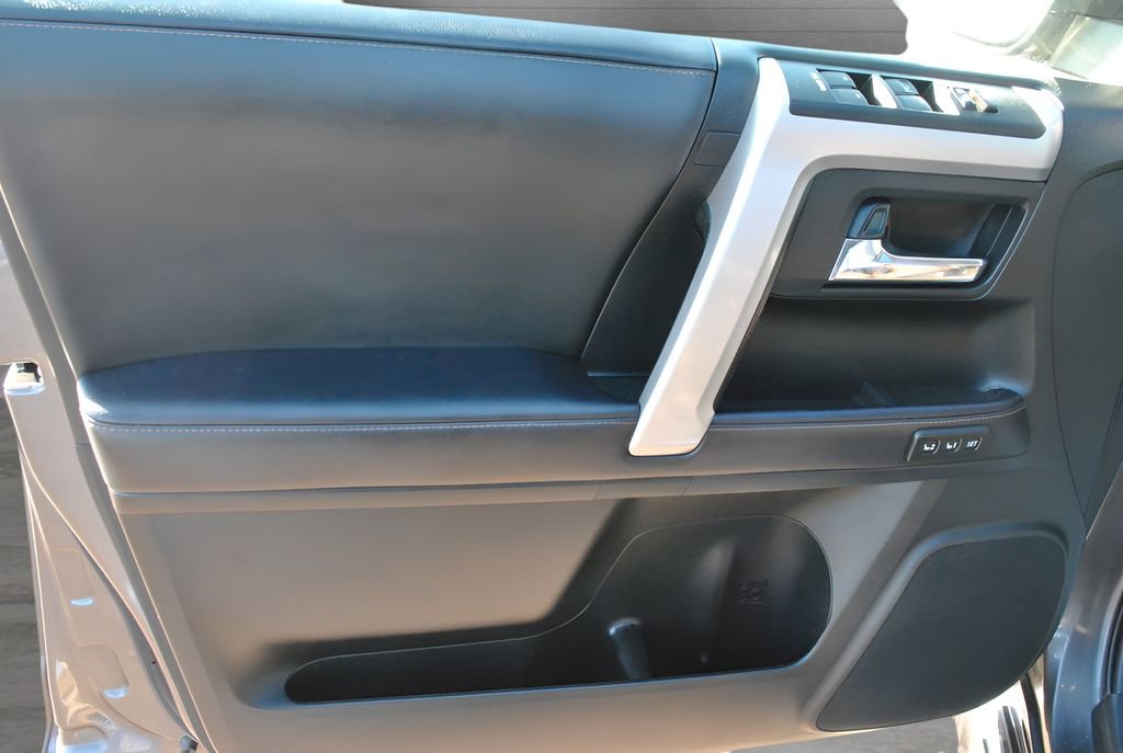 Used 2021 Toyota 4Runner Limited image 31