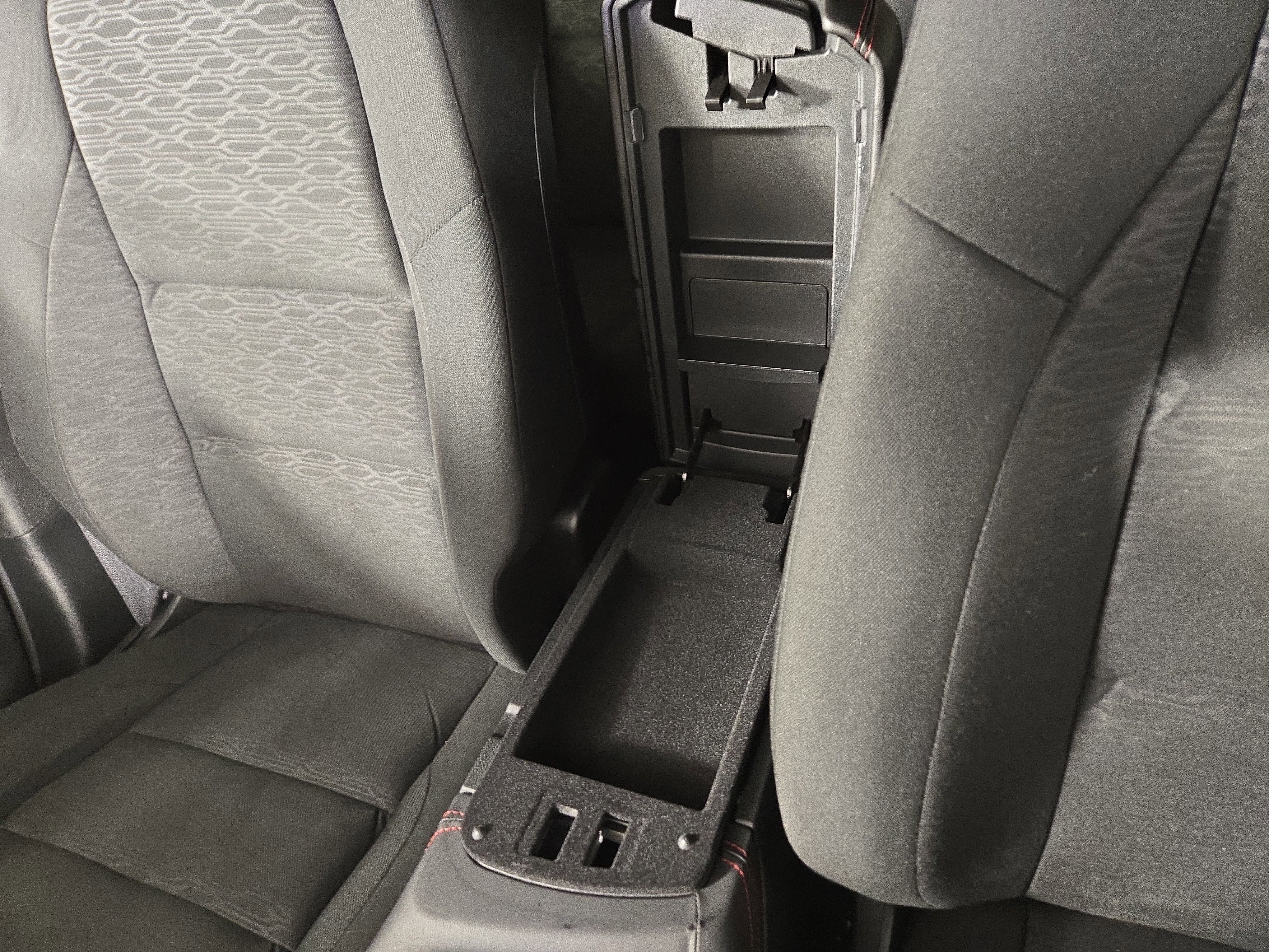 Certified 2025 Dodge Durango GT w/ Blacktop Package image 30