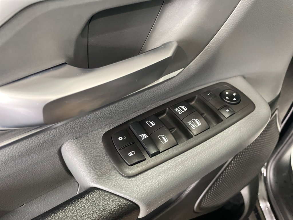 Used 2021 RAM 1500 Big Horn image 11