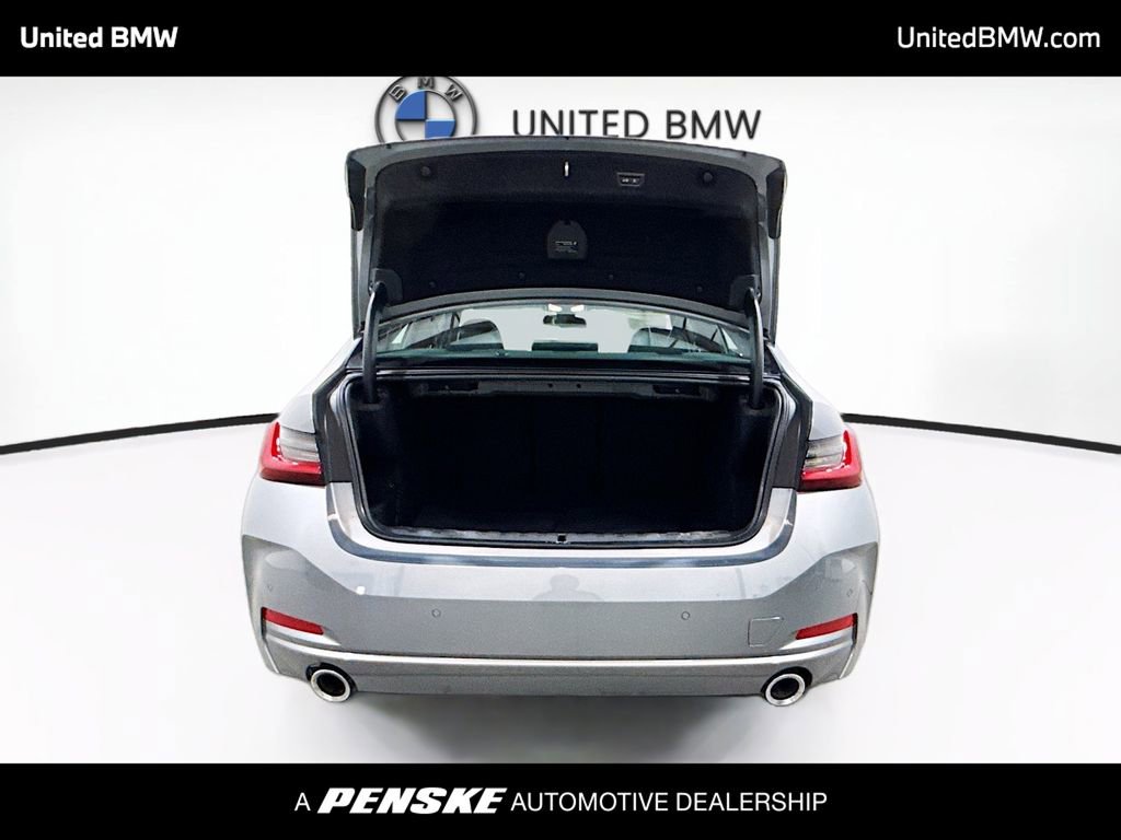 Certified 2025 BMW 330i Sedan image 14