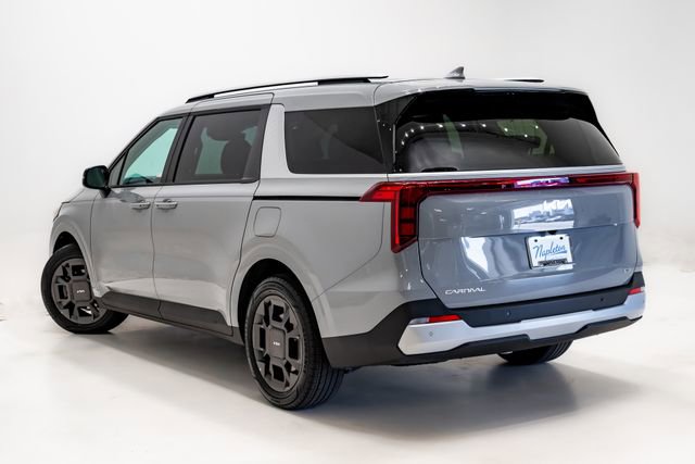 Certified 2025 Kia Carnival EX image 27