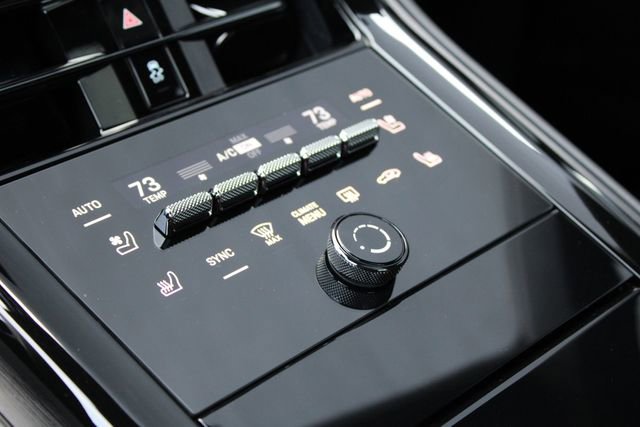 Certified 2026 Porsche Panamera 4S AWD/4WD image 21