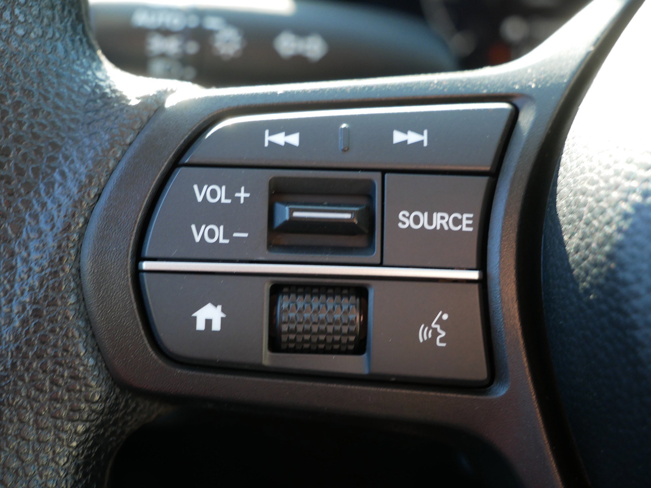 Certified 2024 Honda HR-V LX image 31