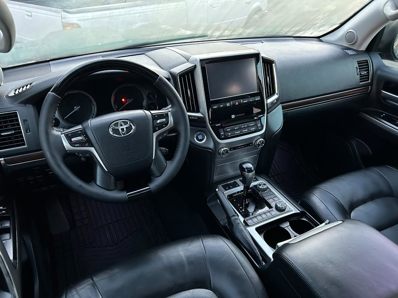 Used 2016 Toyota Land Cruiser 4WD image 17