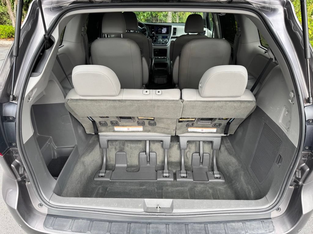 Used 2015 Toyota Sienna XLE w/ XLE Navigation Package AWD/4WD image 36