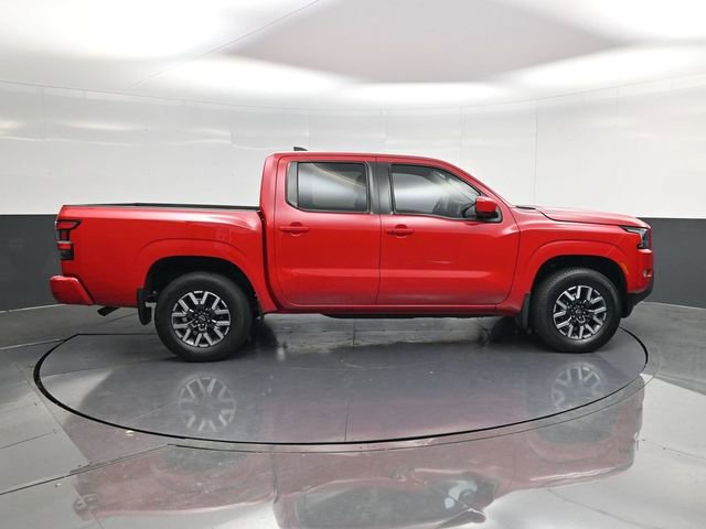 Used 2023 Nissan Frontier SV w/ SV Convenience Package AWD/4WD image 2