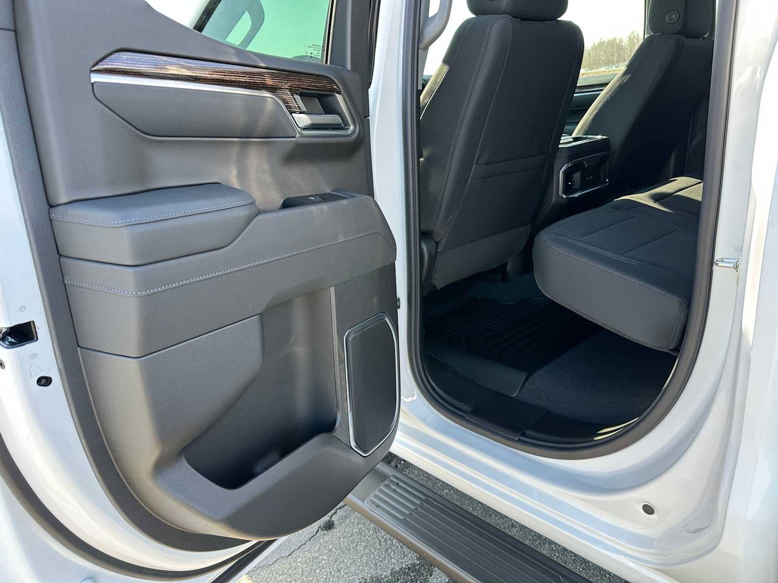 New 2026 GMC Sierra 1500 Elevation AWD/4WD image 15