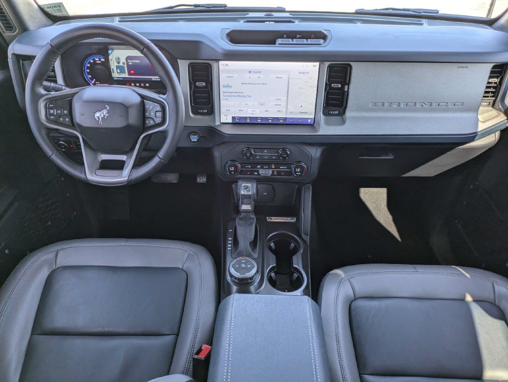 Used 2024 Ford Bronco Outer Banks AWD/4WD image 15