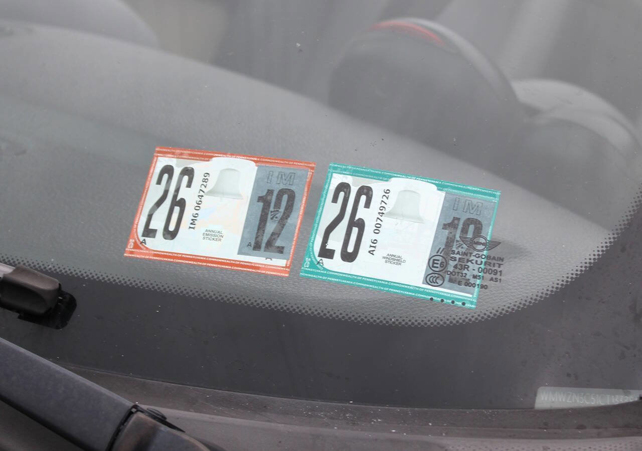 Used 2012 MINI Cooper Convertible image 11