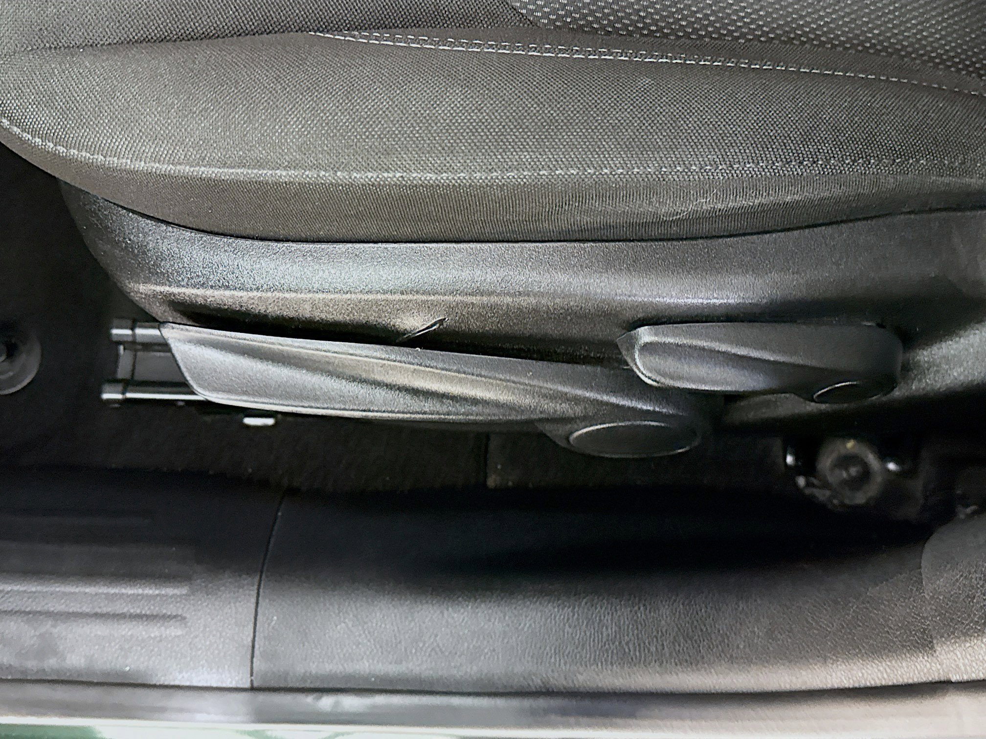 Used 2021 Jeep Renegade Sport image 24