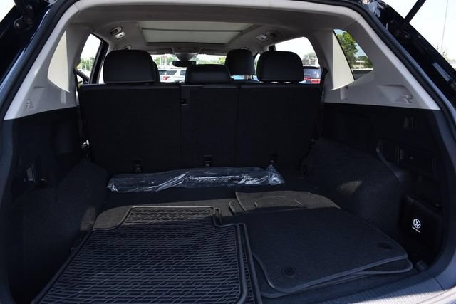 Certified 2023 Volkswagen Tiguan SE w/ Panoramic Sunroof Package AWD/4WD image 25