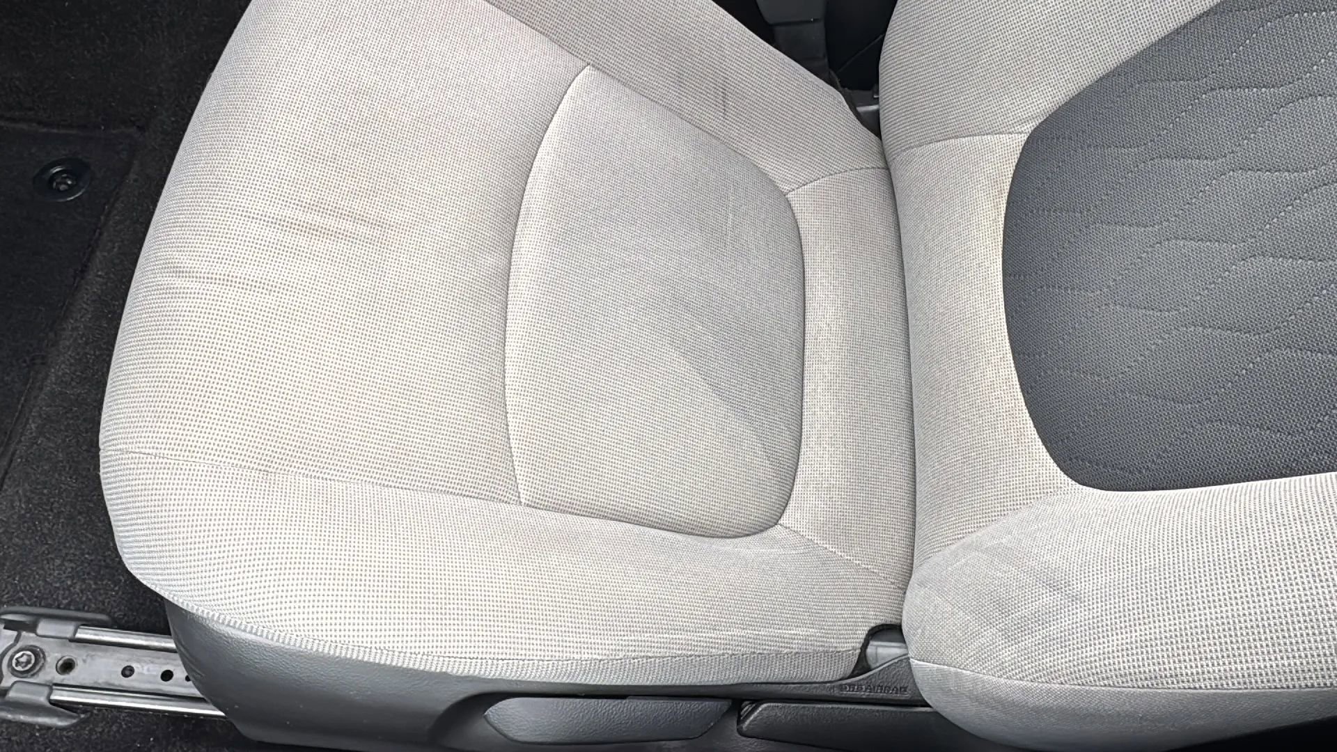 Used 2020 Toyota Corolla LE image 10