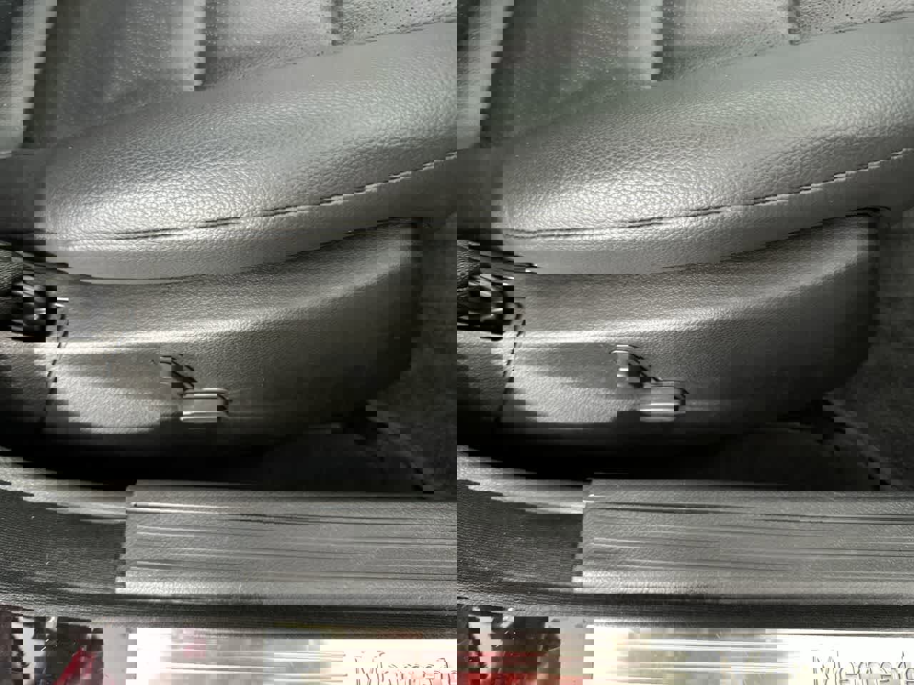 Used 2012 Mercedes-Benz C 300 Sport image 26