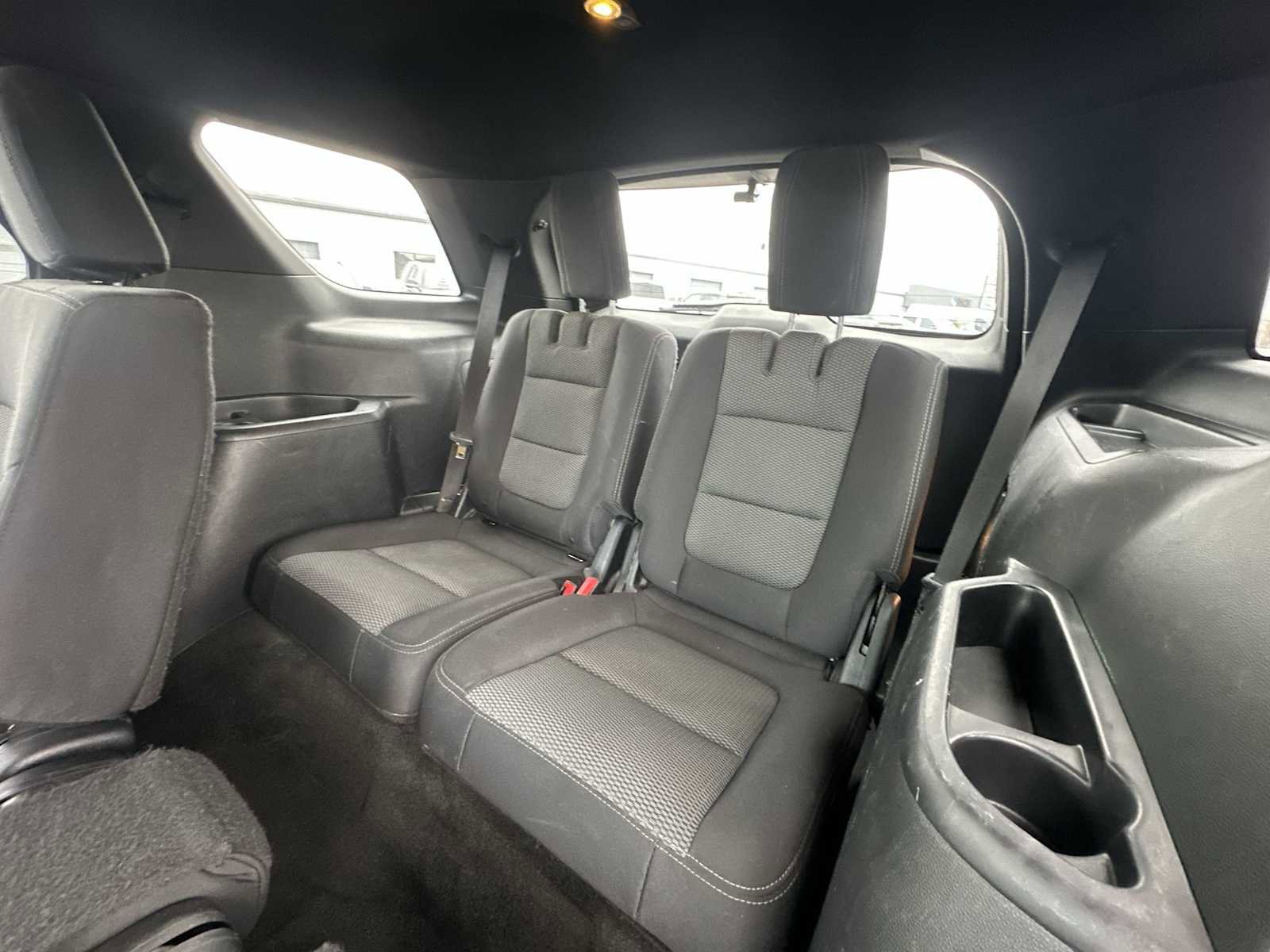 Used 2016 Ford Explorer XLT image 23