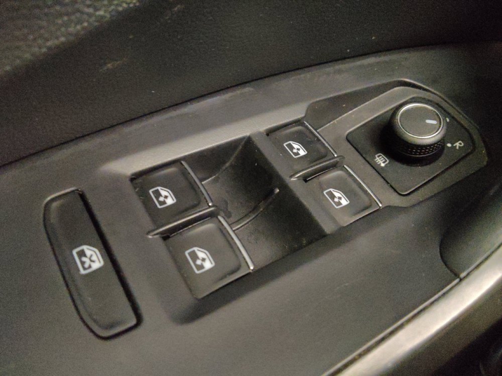 Used 2021 Volkswagen Jetta R-Line FWD image 27